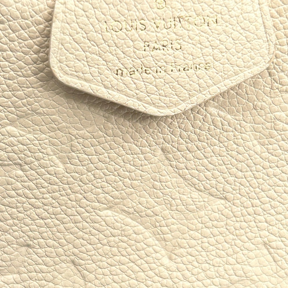 SOLD Louis Vuitton Easy Pouch on Strap - Picture 3 of 10